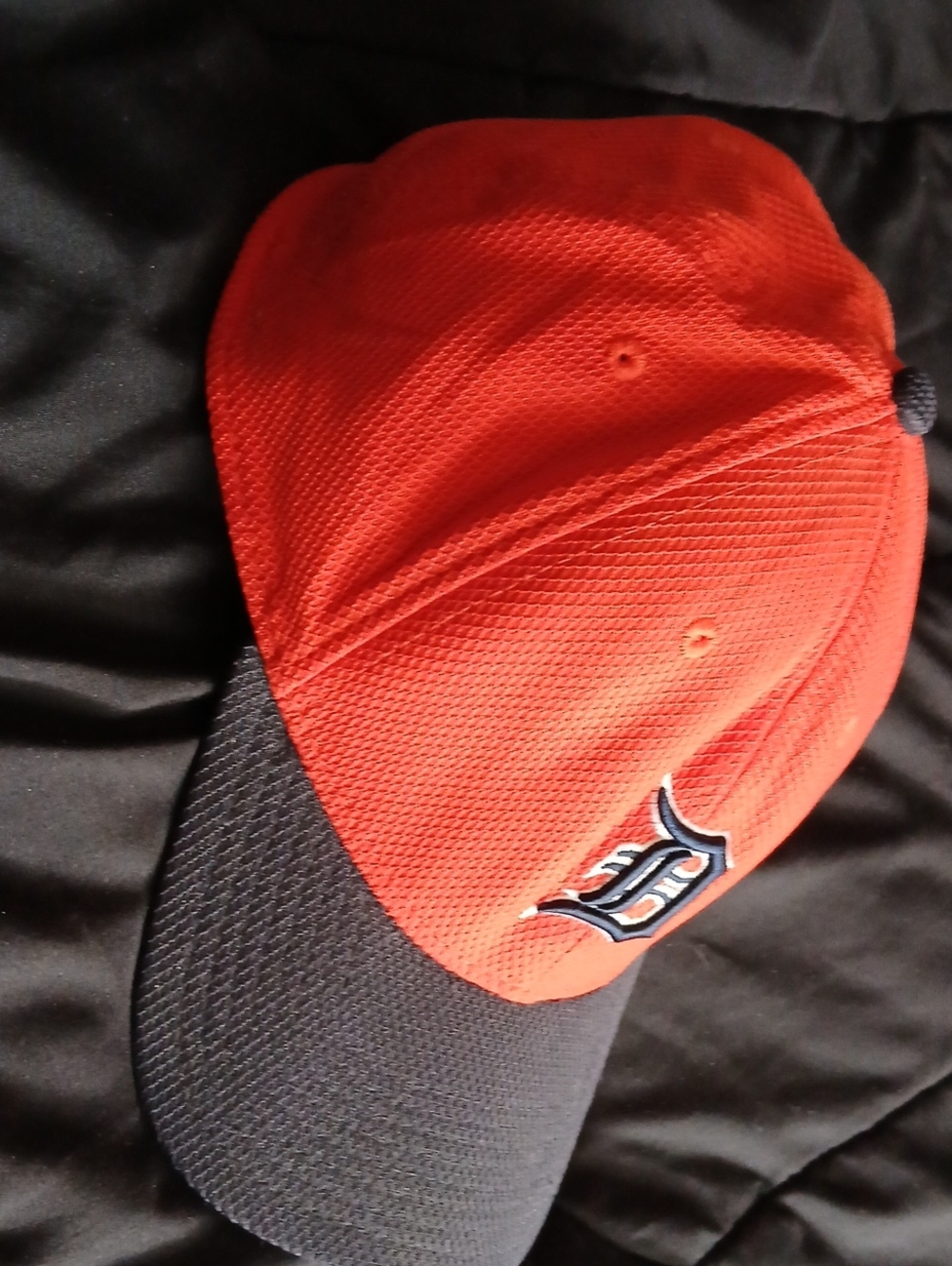 New Era Detroit Tigers Red and Navy Mesh Cap